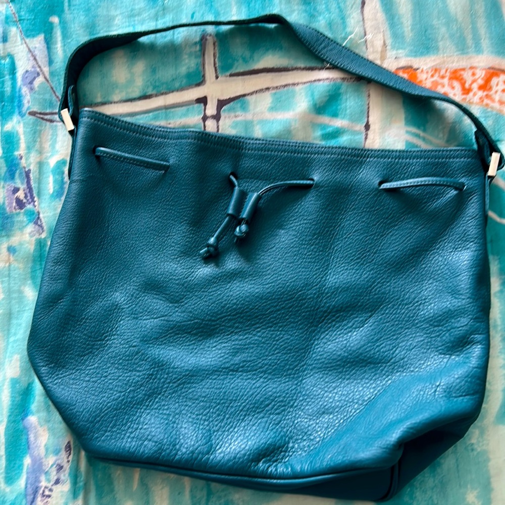 SAS LEATHER  Turquoise Bucket Bag PURSE/ TOTE w/ drawstring 💙💙💙
